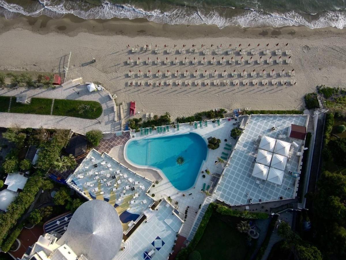 Holidaycasa Leone - Con Posto Auto A 200Mt Dal Mare สแปร์ลองกา ภายนอก รูปภาพ