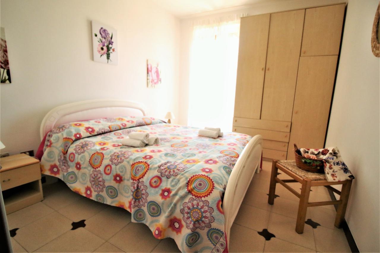 Holidaycasa Leone - Con Posto Auto A 200Mt Dal Mare สแปร์ลองกา ภายนอก รูปภาพ