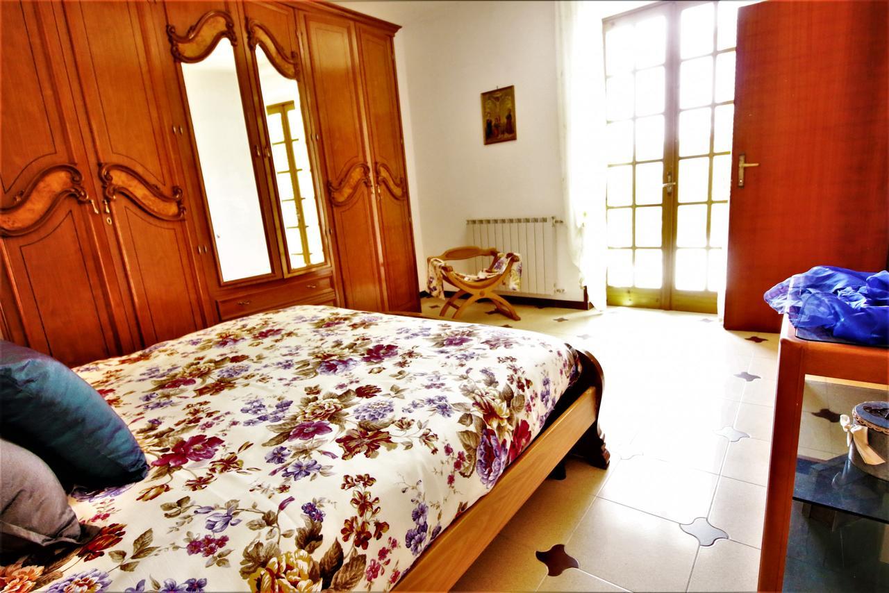 Holidaycasa Leone - Con Posto Auto A 200Mt Dal Mare สแปร์ลองกา ภายนอก รูปภาพ