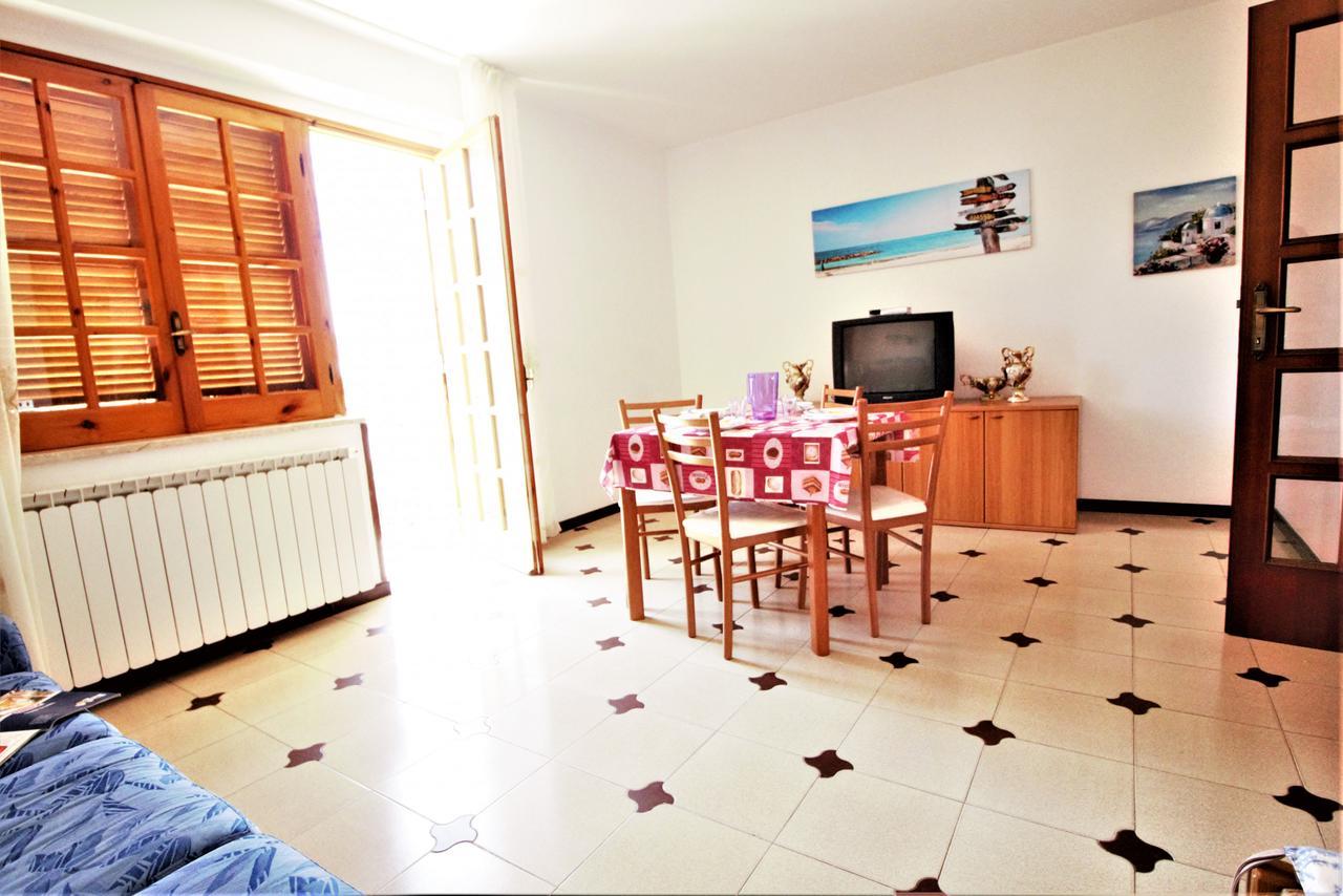 Holidaycasa Leone - Con Posto Auto A 200Mt Dal Mare สแปร์ลองกา ภายนอก รูปภาพ