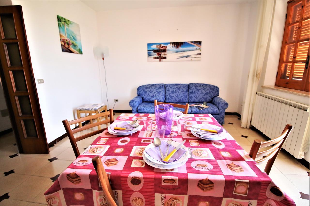 Holidaycasa Leone - Con Posto Auto A 200Mt Dal Mare สแปร์ลองกา ภายนอก รูปภาพ
